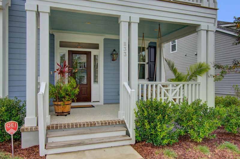 833 Shutes Folly Dr, Charleston, SC 29412