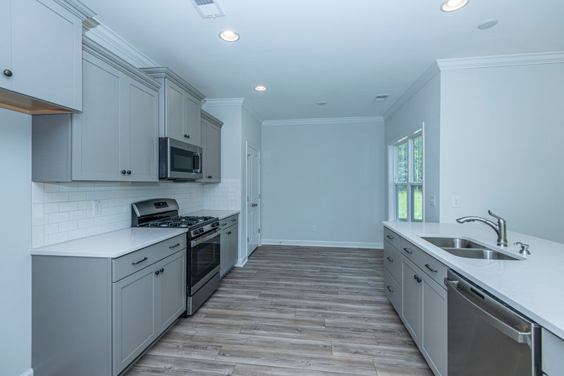 1145 Triple Crown Ct, Mount Pleasant, SC 29429
