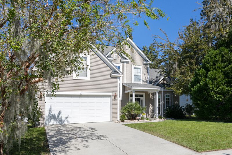 524 Ivy Cir, Charleston, SC 29414