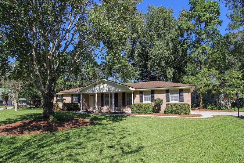 8401 Delhi Rd, North Charleston, SC 29406