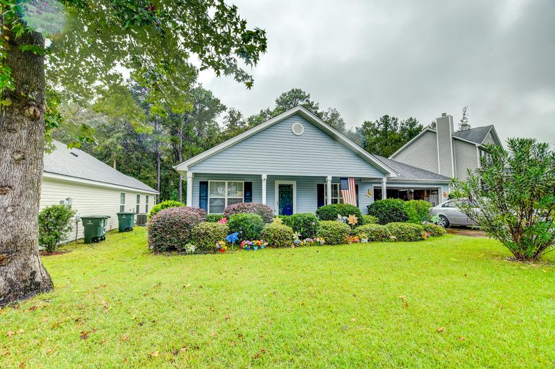 1037 Steelechase Ln, Hanahan, SC 29410