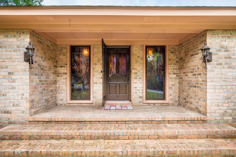1011 Scotland Dr, Mount Pleasant, SC 29464