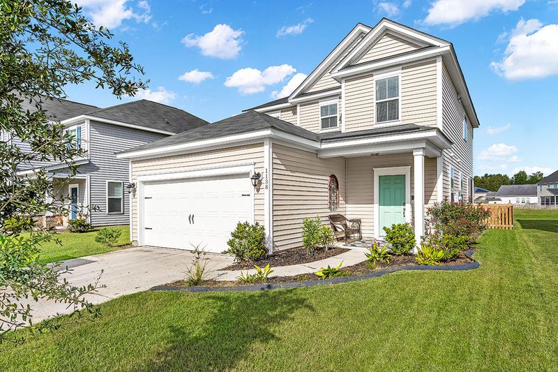 1138 Flyway Rd, Summerville, SC 29483