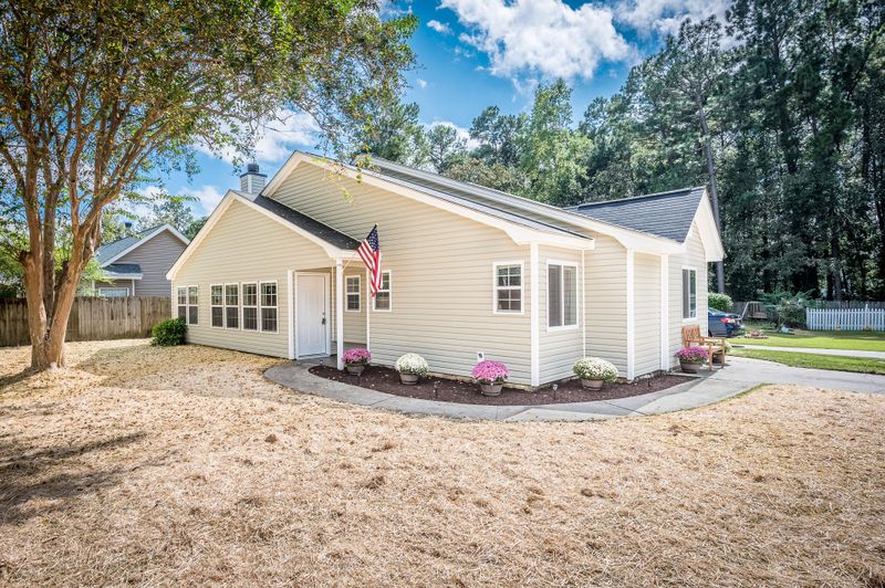 102 Morning Glory Ct, Summerville, SC 29486