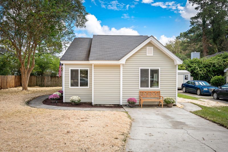 102 Morning Glory Ct, Summerville, SC 29486