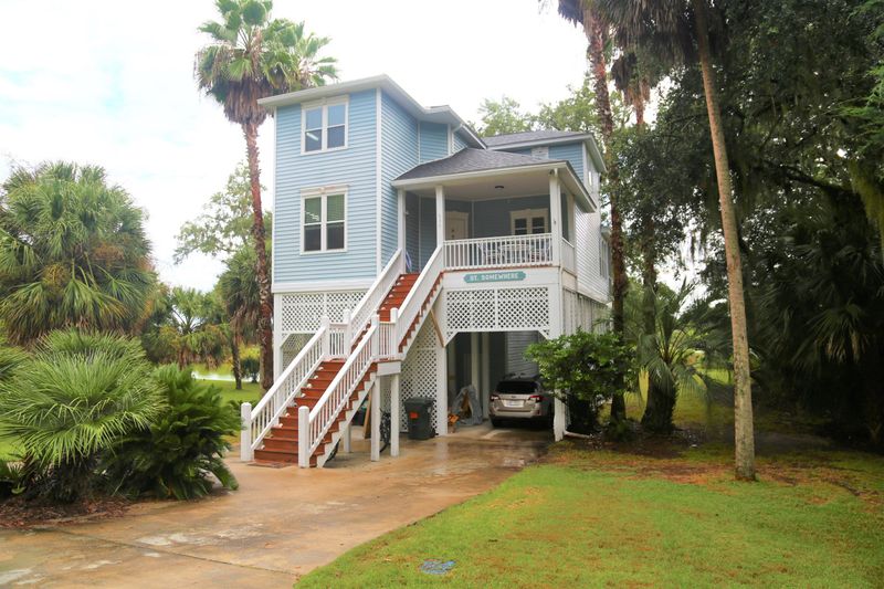 536 Oristo Ridge Rd, Edisto Island, SC 29438