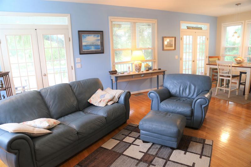 536 Oristo Ridge Rd, Edisto Island, SC 29438