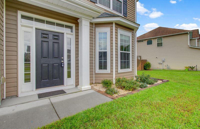 203 Old Market Ct, Moncks Corner, SC 29461
