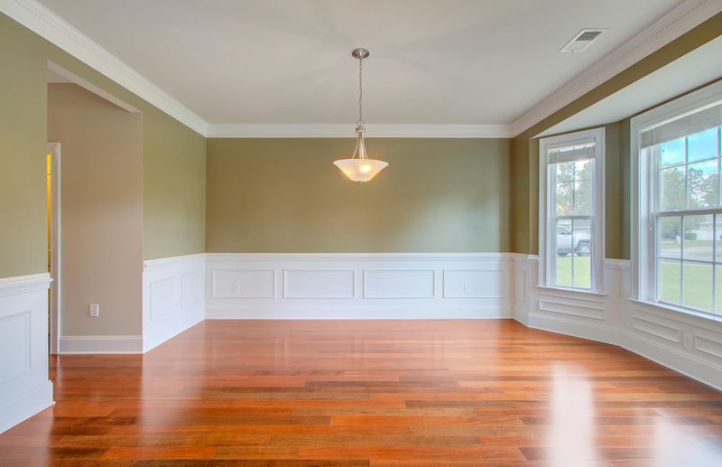 203 Old Market Ct, Moncks Corner, SC 29461