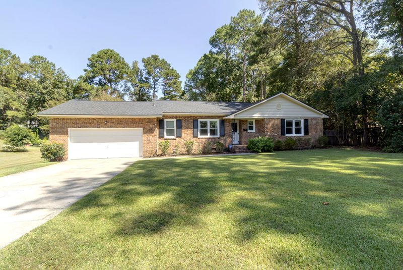 143 Sycamore Dr, Summerville, SC 29485