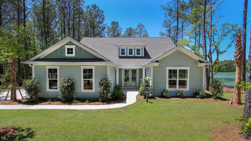 675 Pontoon Rd, Huger, SC 29450