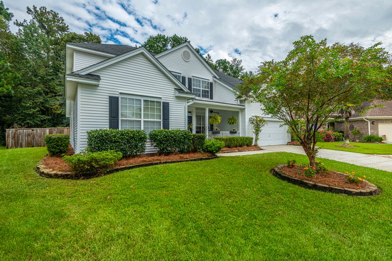 5428 Altamaha Dr, North Charleston, SC 29420