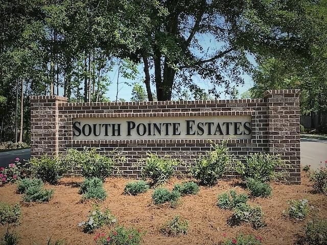 809 South Pointe Blvd, Summerville, SC 29483
