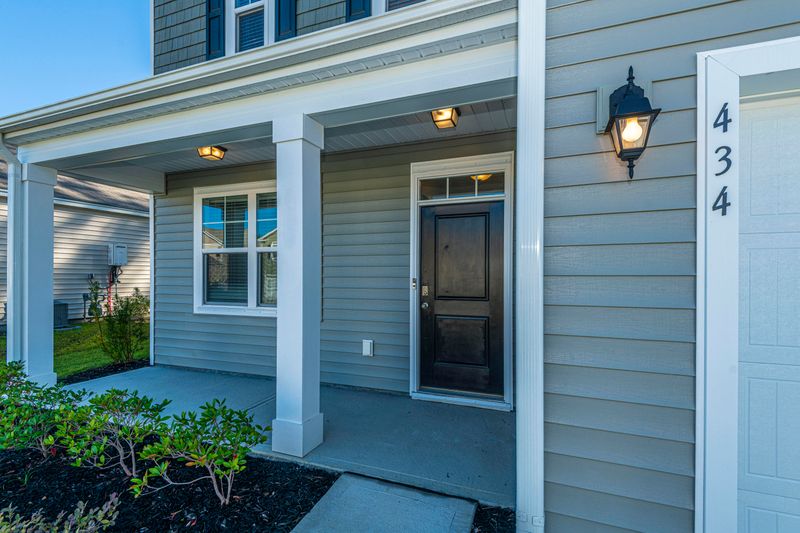 434 Buckhannon Ln, Moncks Corner, SC 29461