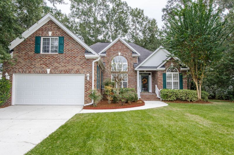 328 Prestwick Ct, Summerville, SC 29483