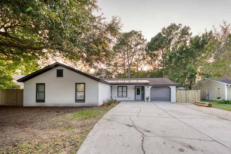 1629 Nantahala Blvd, Mount Pleasant, SC 29464