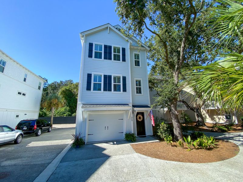 968 Warrick Oaks Ln, Mount Pleasant, SC 29464
