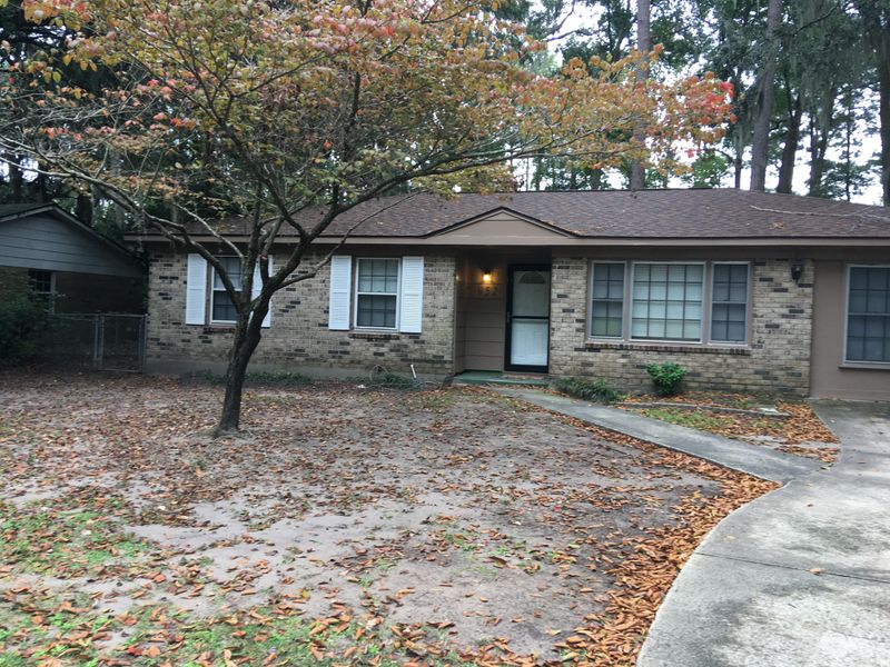 952 Savage Rd, Charleston, SC 29414