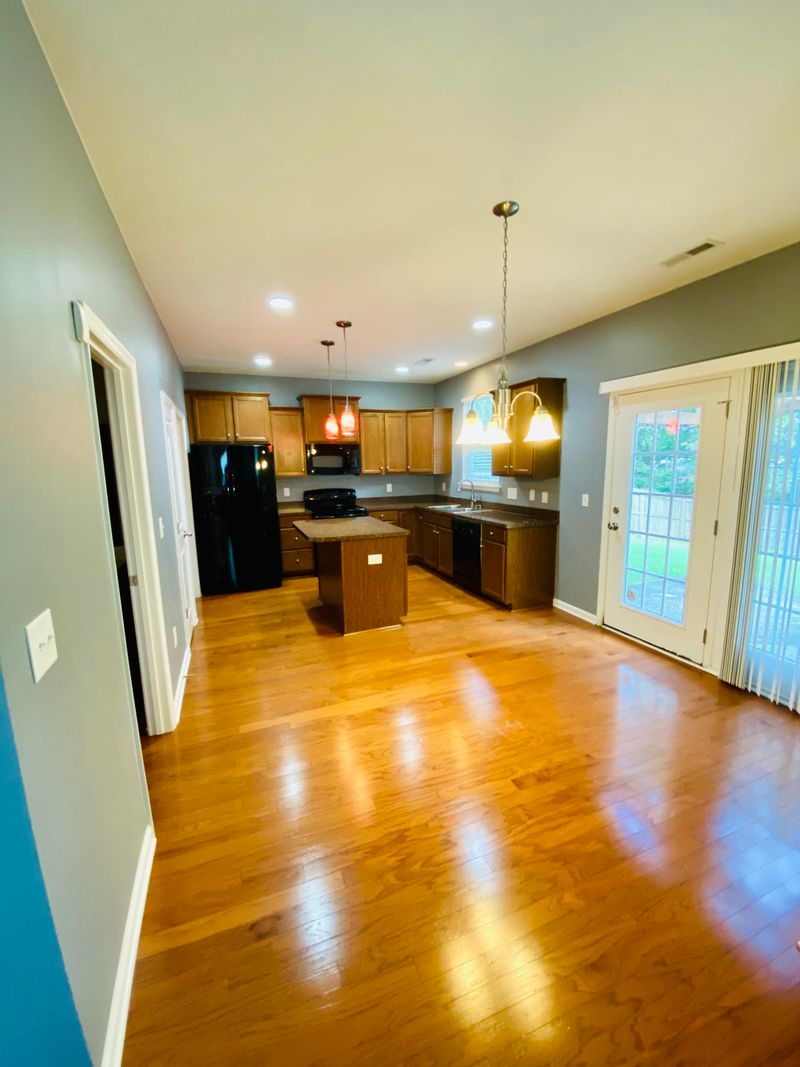 2961 Newport Pl, North Charleston, SC 29420