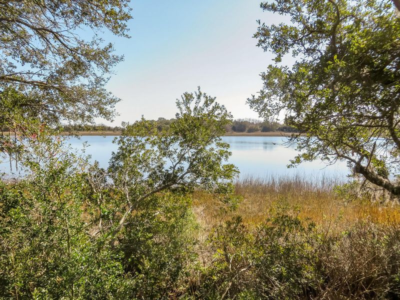 611 Awendaw Lakes Blvd, Awendaw, SC 29429