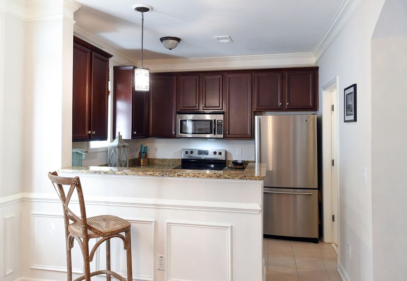 718 Certificate Ct, Charleston, SC 29414
