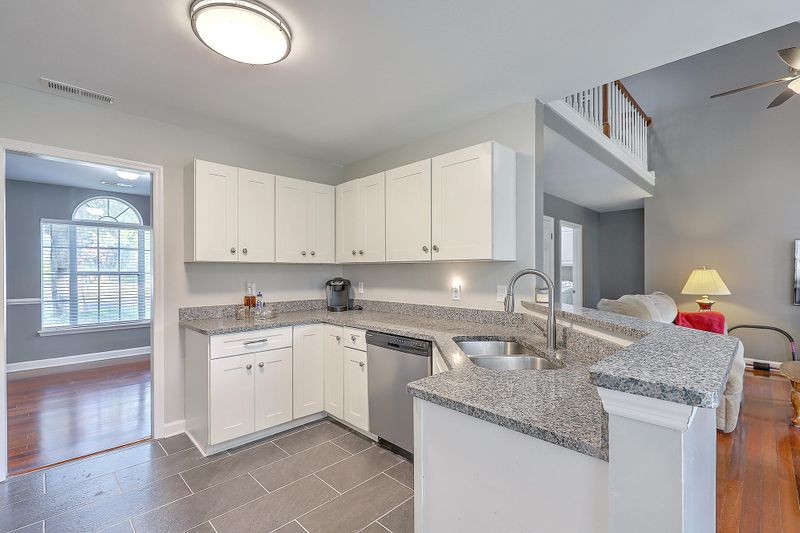 5513 Gallatin Ln, North Charleston, SC 29420