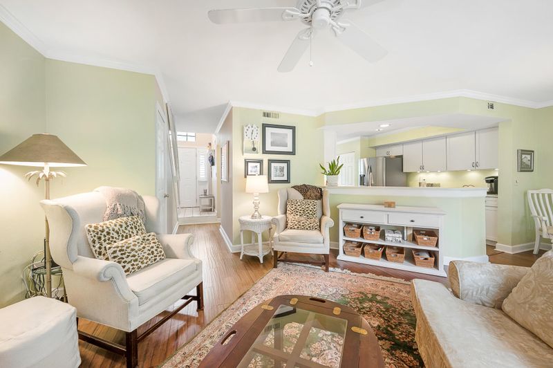 1725 Villa Maison, Mount Pleasant, SC 29464