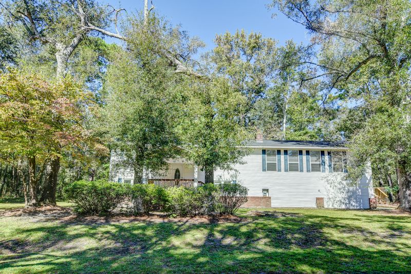 3202 Witherbee Rd, Cordesville, SC 29434