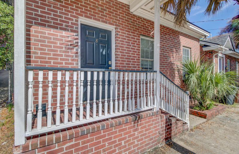 8 Todd St, Charleston, SC 29403