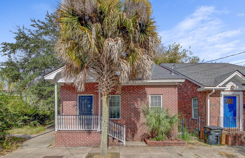 8 Todd St, Charleston, SC 29403