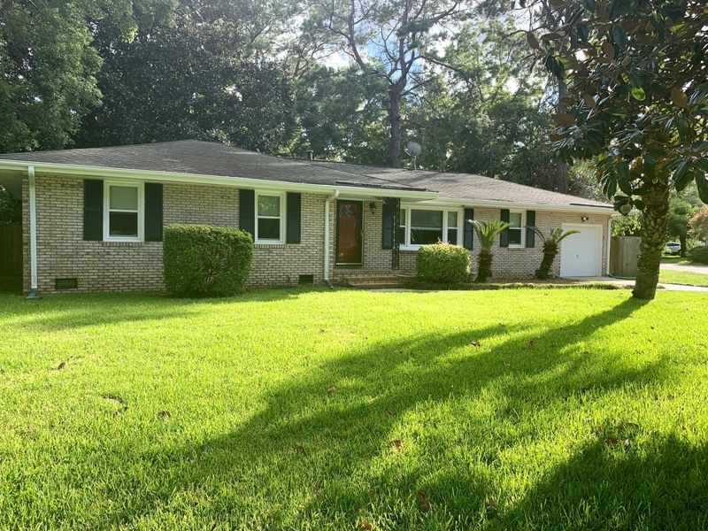 1321 Raymond Way, Charleston, SC 29407