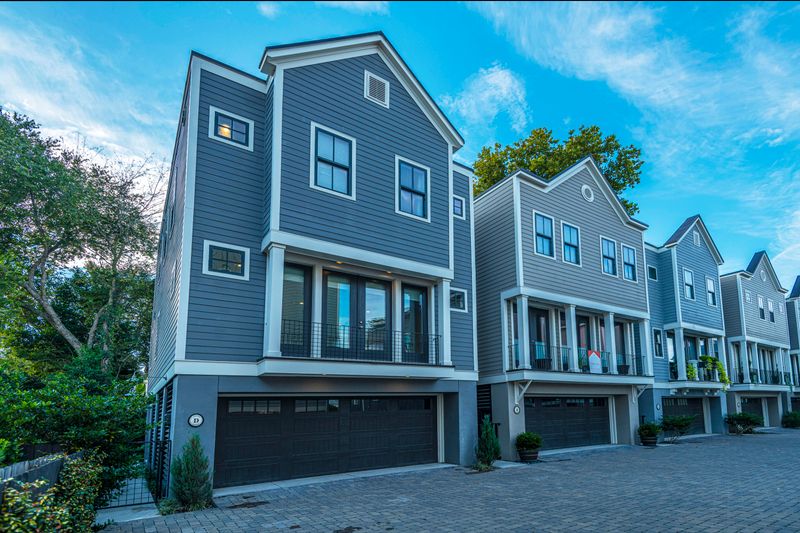 375 Huger St #D, Charleston, SC 29403