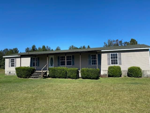 148 Jackson Rd, Saint George, SC 29477
