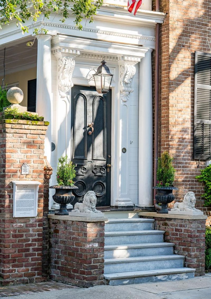 122 Tradd St, Charleston, SC 29401