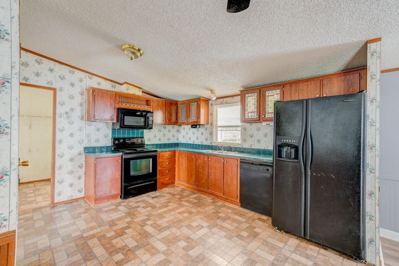 123 Colkitt St, Summerville, SC 29483