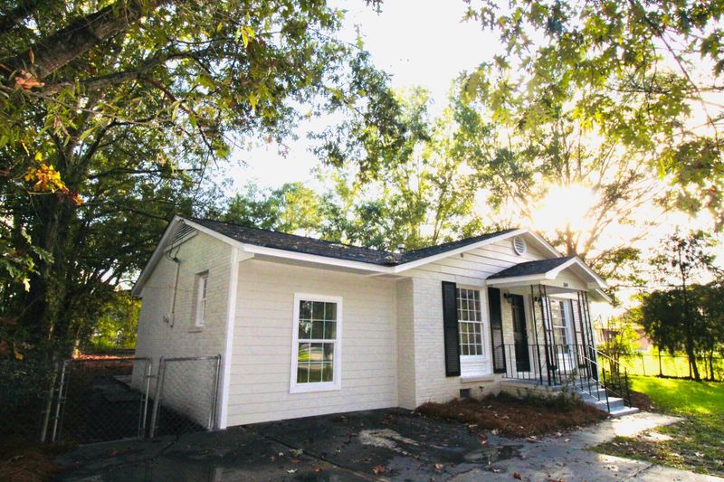 369 Price St, Goose Creek, SC 29445