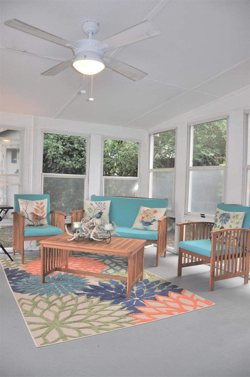 1555 Castlewick Ave, Johns Island, SC 29455
