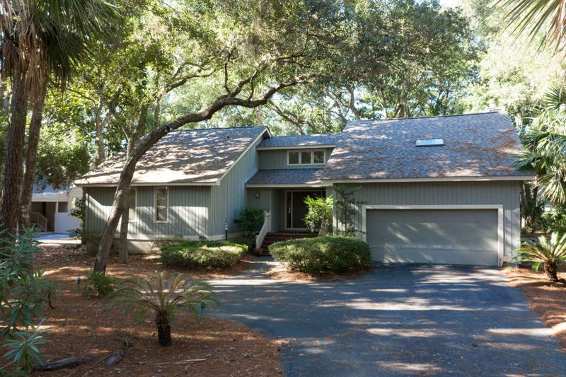 17 Greensward Rd, Kiawah Island, SC 29455