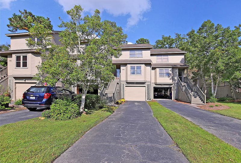 164 River Breeze Dr, Charleston, SC 29407