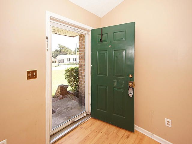 105 Lael Ct, Moncks Corner, SC 29461