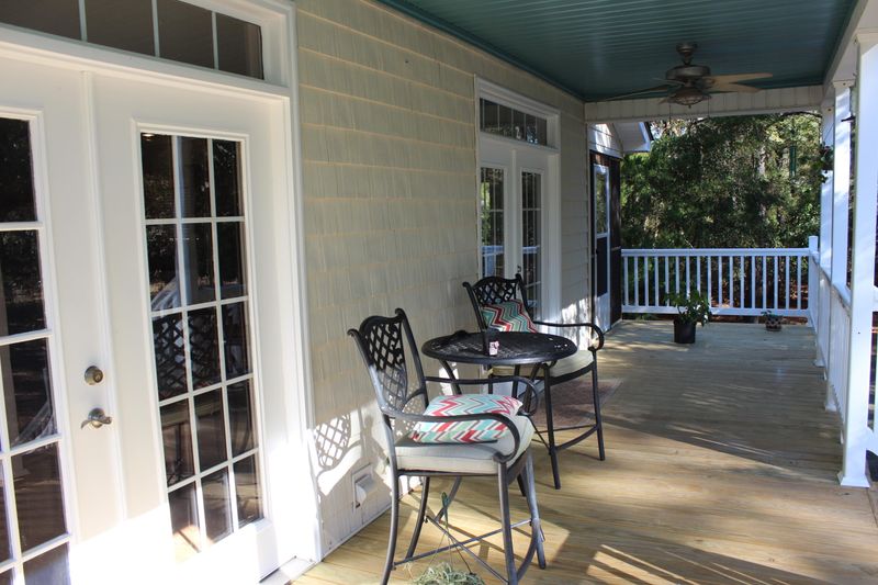 8370 Palmetto Rd, Edisto Island, SC 29438