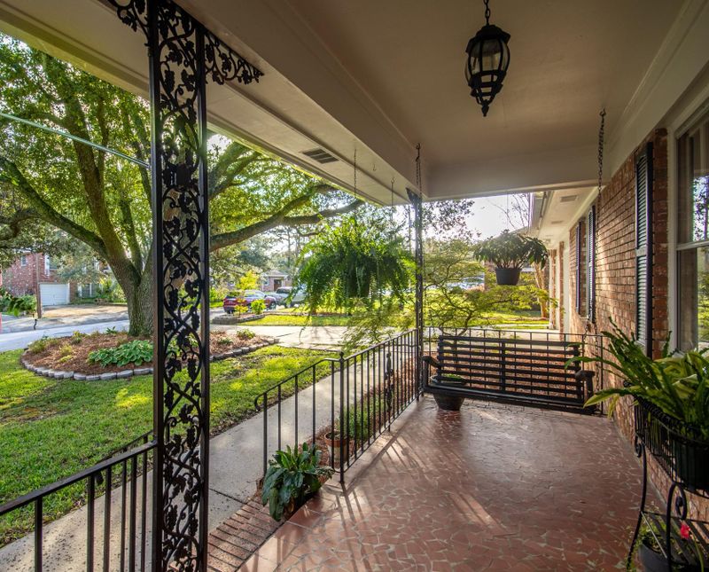 6021 Rembert Dr, Hanahan, SC 29410