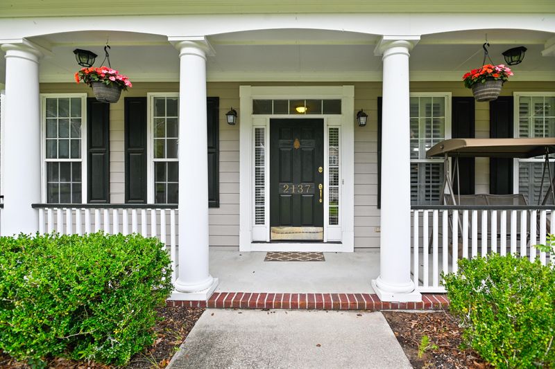 2137 Tall Grass Cir, Mount Pleasant, SC 29466