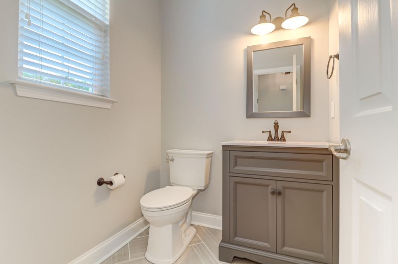 7158 Sweetgrass Blvd, Hanahan, SC 29410