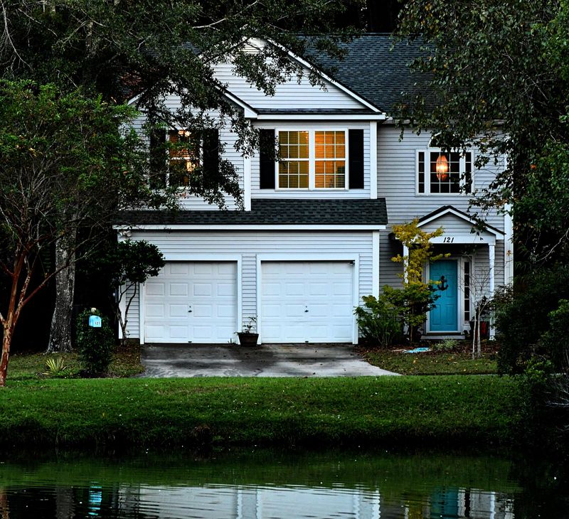 121 Evesham Dr, Summerville, SC 29485