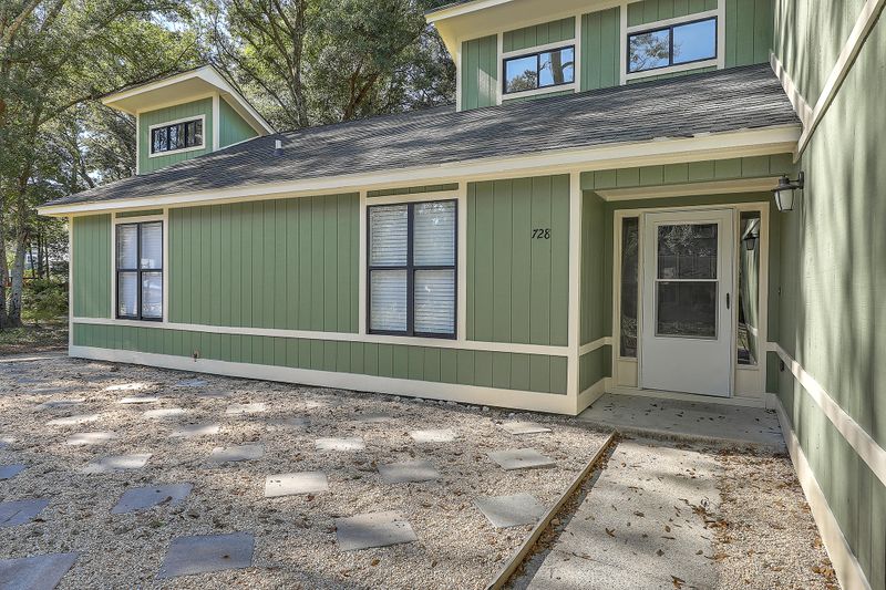 728 Boyce Ct, Charleston, SC 29412