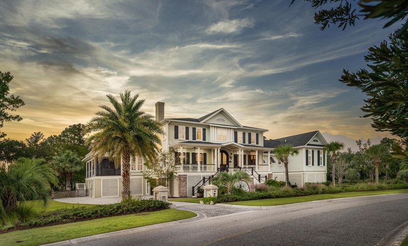 1611 Omni Blvd, Mount Pleasant, SC 29466