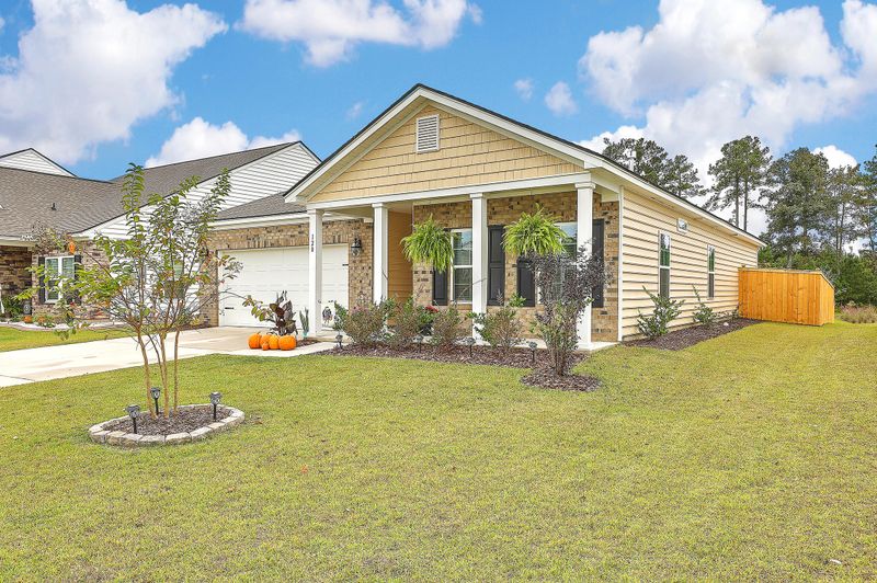 120 Daniels Creek Cir, Goose Creek, SC 29445