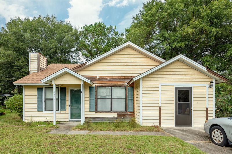 1327 Lake Mallard Blvd, Mount Pleasant, SC 29464