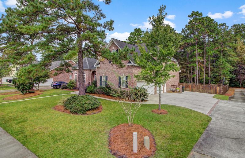 1611 Congressional Blvd, Summerville, SC 29483
